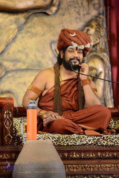 1-NITHYA-SATSANG_Photo_1095_DSC_0402_CMP_WM