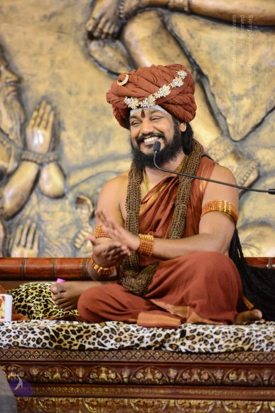 1-NITHYA-SATSANG_Photo_1107_DSC_0422_CMP_WM