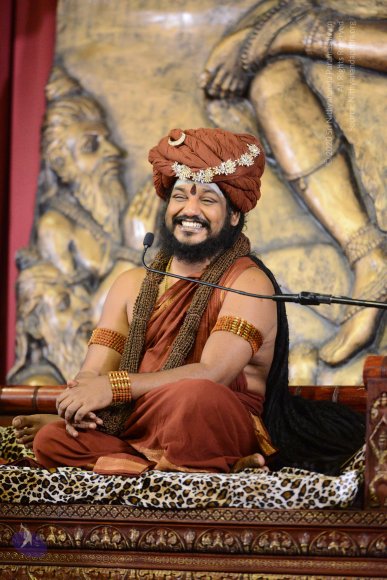 1-NITHYA-SATSANG_Photo_1111_DSC_0426_CMP_WM