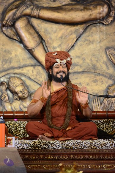 1-NITHYA-SATSANG_Photo_1124_DSC_0476_CMP_WM