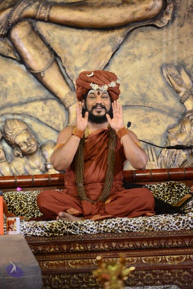 1-NITHYA-SATSANG_Photo_1132_DSC_0484_CMP_WM