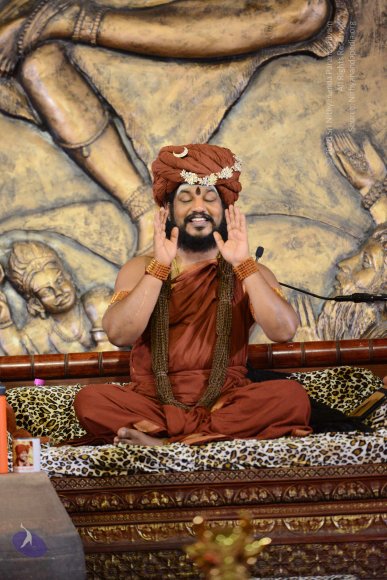 1-NITHYA-SATSANG_Photo_1133_DSC_0485_CMP_WM