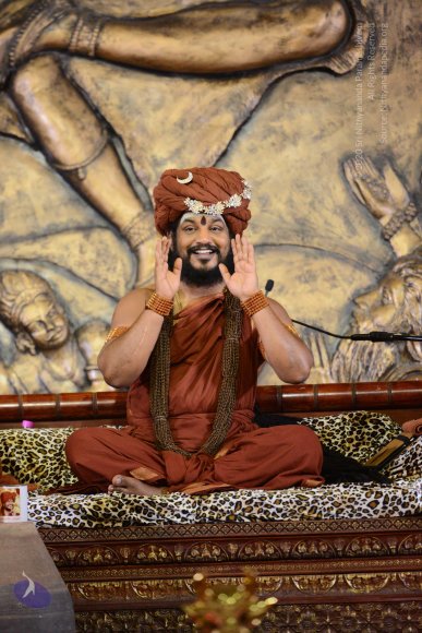 1-NITHYA-SATSANG_Photo_1135_DSC_0487_CMP_WM