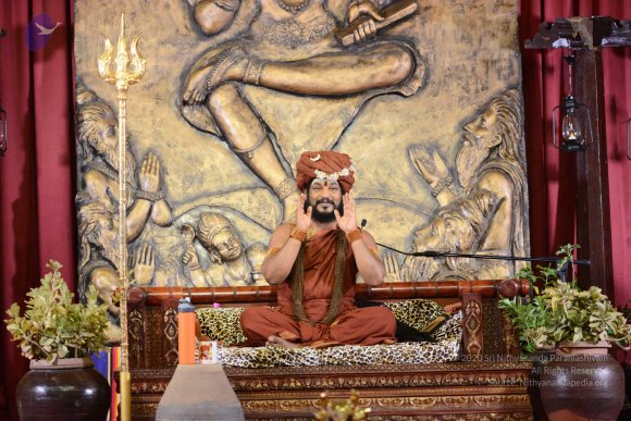 1-NITHYA-SATSANG_Photo_1139_DSC_0493_CMP_WM