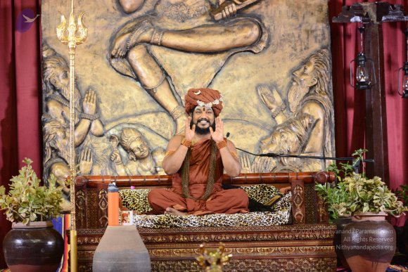 1-NITHYA-SATSANG_Photo_1141_DSC_0495_CMP_WM