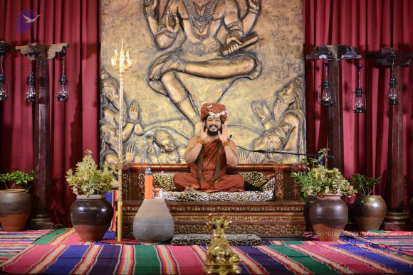 1-NITHYA-SATSANG_Photo_1142_DSC_0500_CMP_WM