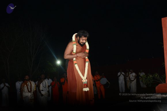 01-THIRUVANNAMALAI-ARRIVAL_Photo_1001_DSC_8157_CMP_WM