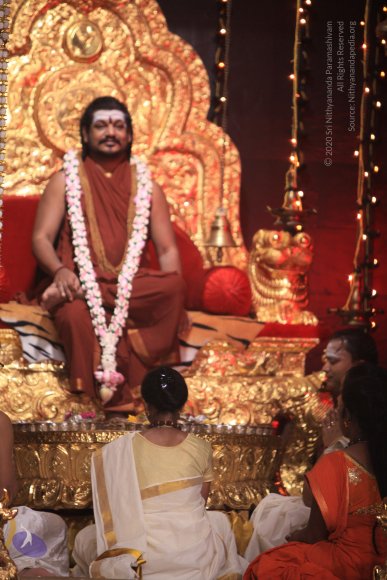 01-PADA-PUJA_Photo_1000_IMG_6758_CMP_WM