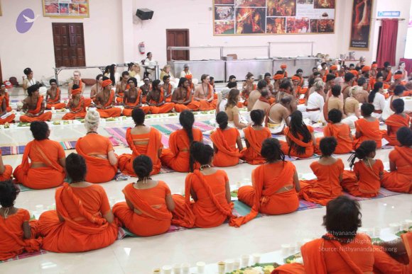 2-MAHESHWARA-PUJA_Photo_1194_IMG_4484_CMP_WM