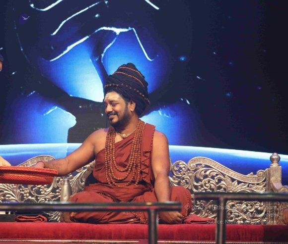 1-Darshan_Photo_1001_7T7A8853_CMP_WM