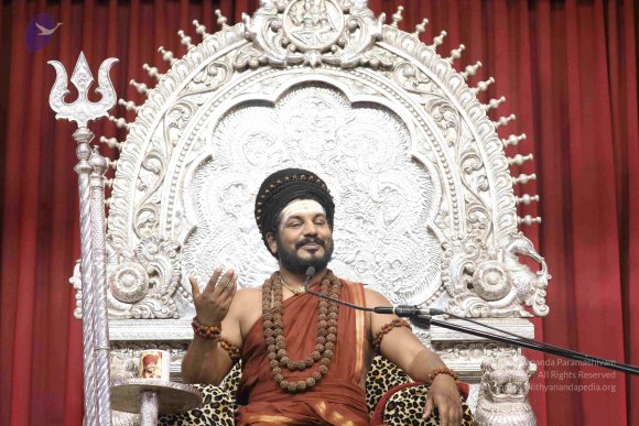 01-EVENING-SATSANG_Photo_1022_7T7A0347_CMP_WM