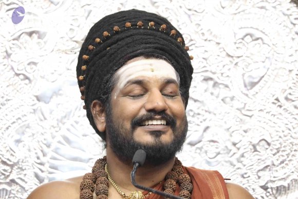 01-EVENING-SATSANG_Photo_1023_7T7A0358_CMP_WM