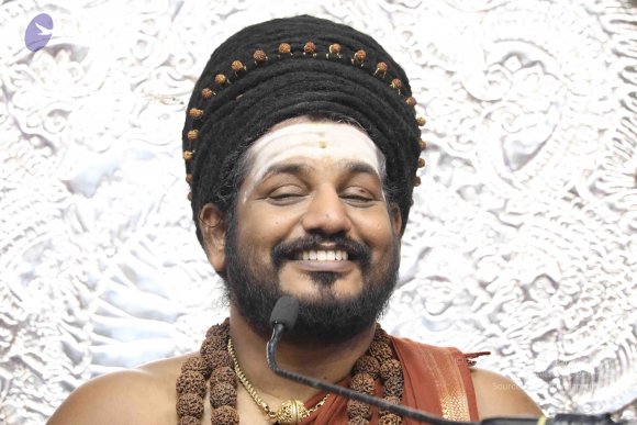 01-EVENING-SATSANG_Photo_1031_7T7A0381_CMP_WM