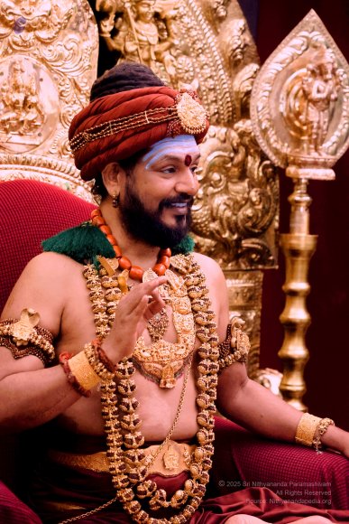 2025-Jul-10-Guru-Purnima_7U6A7022.JPG-1