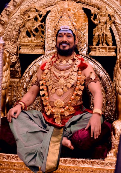 2025-Sep-23-Navaratri_7U6A5426_1