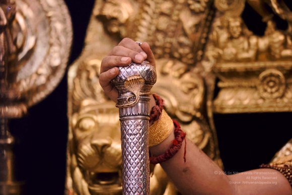 2025-Sep-23-Navaratri_7U6A5635_1