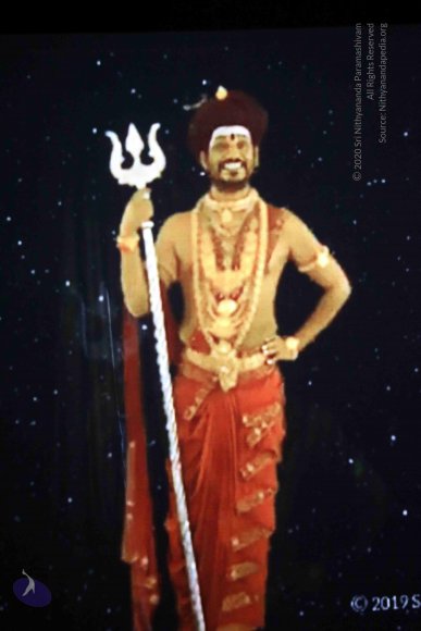 1-Pada –Puja-Satsang_Photo_1002_7T9A0056_CMP_WM