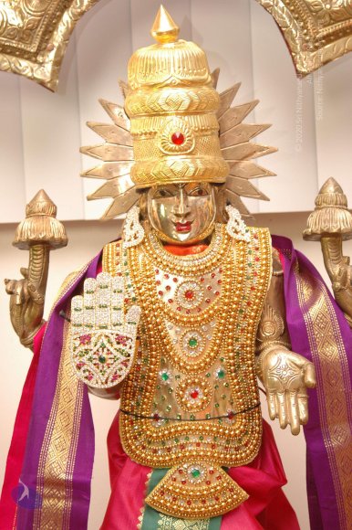 DeitiesSept2007 486_CMP_WM