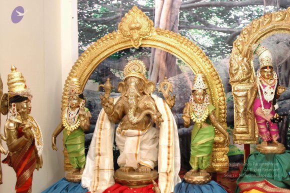 DeitiesSept2007 490_CMP_WM