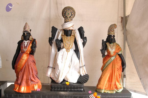 DeitiesSept2007 529_CMP_WM