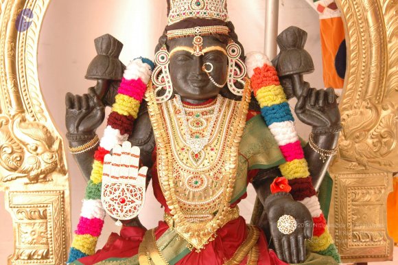 DeitiesSept2007 595_CMP_WM