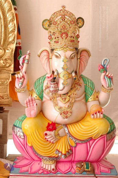 DeitiesSept2007 624_CMP_WM