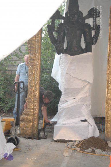 DeitiesSept2007 701_CMP_WM