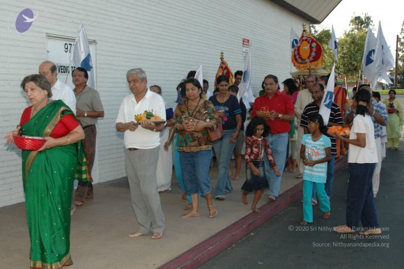20July2008_Venkateswara_Procession_49_CMP_WM